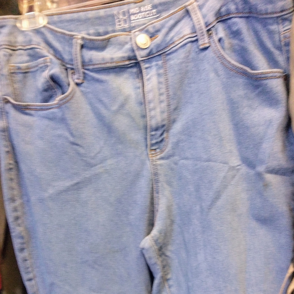 Women's Nobo Mid Rise Bootxut Jeans Size 17